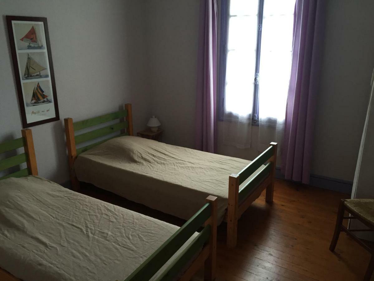 Gite De La Tour Saint-Aubin-Sur-Mer  Ngoại thất bức ảnh